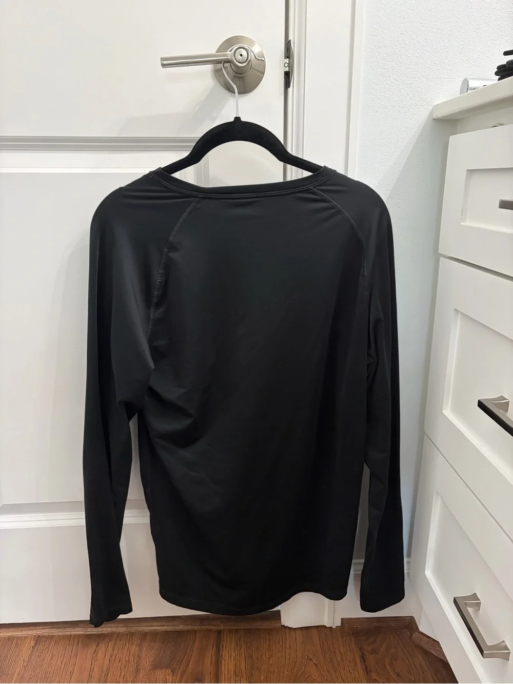 Nike Black Men's Long-Sleeve Crew Training Tee